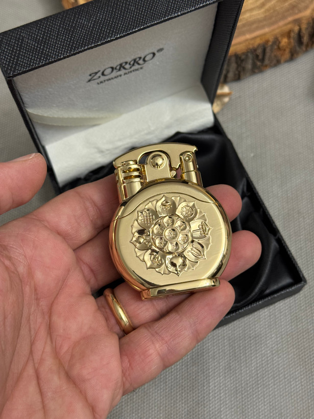 فندک بنزینی زورو مدل هندلی